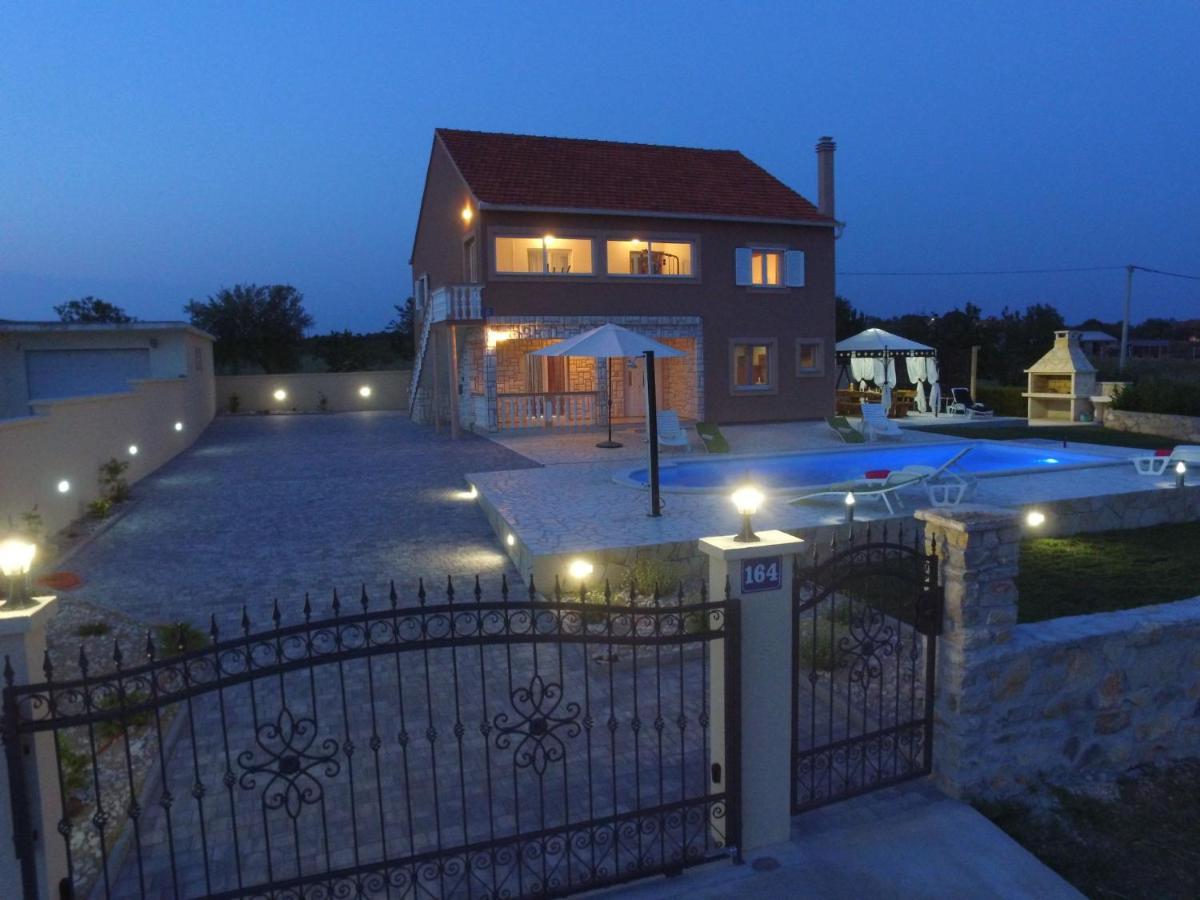 Holiday Home Frane By Interhome Lisane Tinjske Exteriör bild