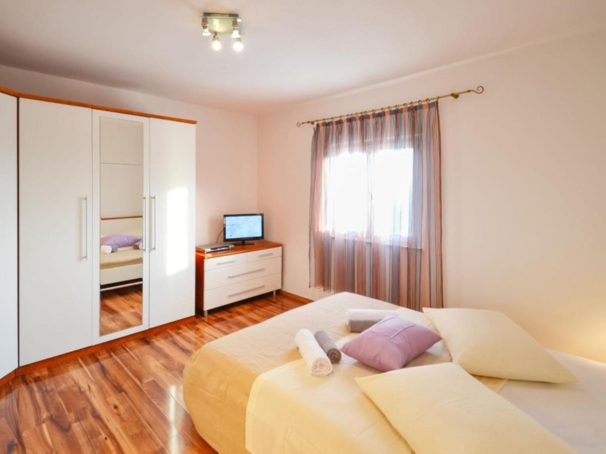 Holiday Home Frane By Interhome Lisane Tinjske Exteriör bild